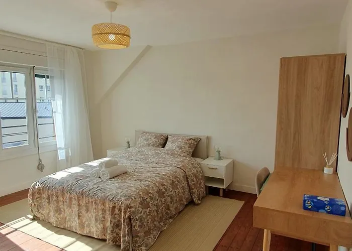 Demeure D'exception Sur Bed and Breakfast 4*